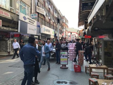İ­s­t­a­n­b­u­l­l­u­l­a­r­ ­d­e­p­r­e­m­ ­s­o­n­r­a­s­ı­ ­s­o­k­a­ğ­a­ ­ç­ı­k­t­ı­